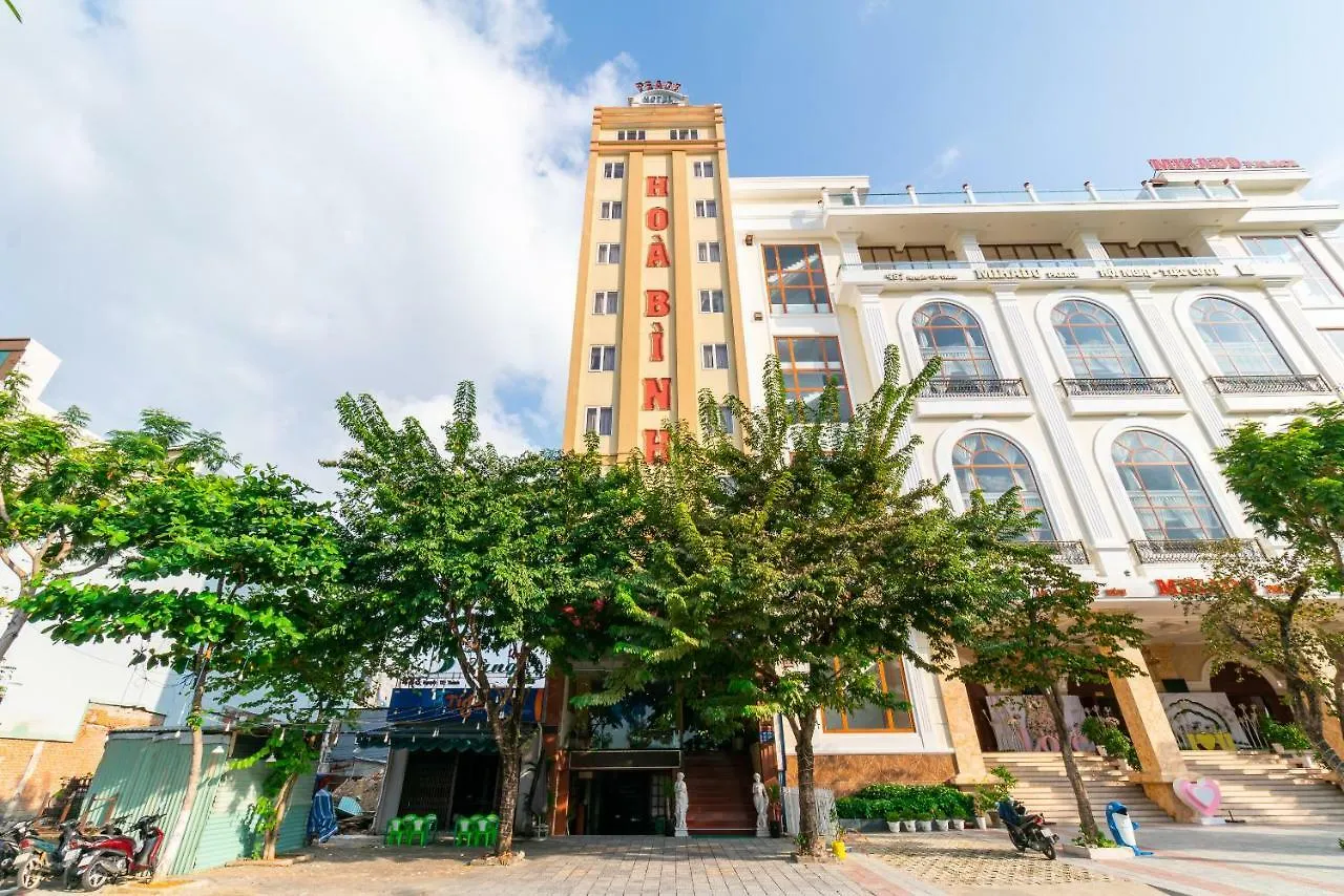 Oyo 375 Hoa Binh Hotel Da Nang