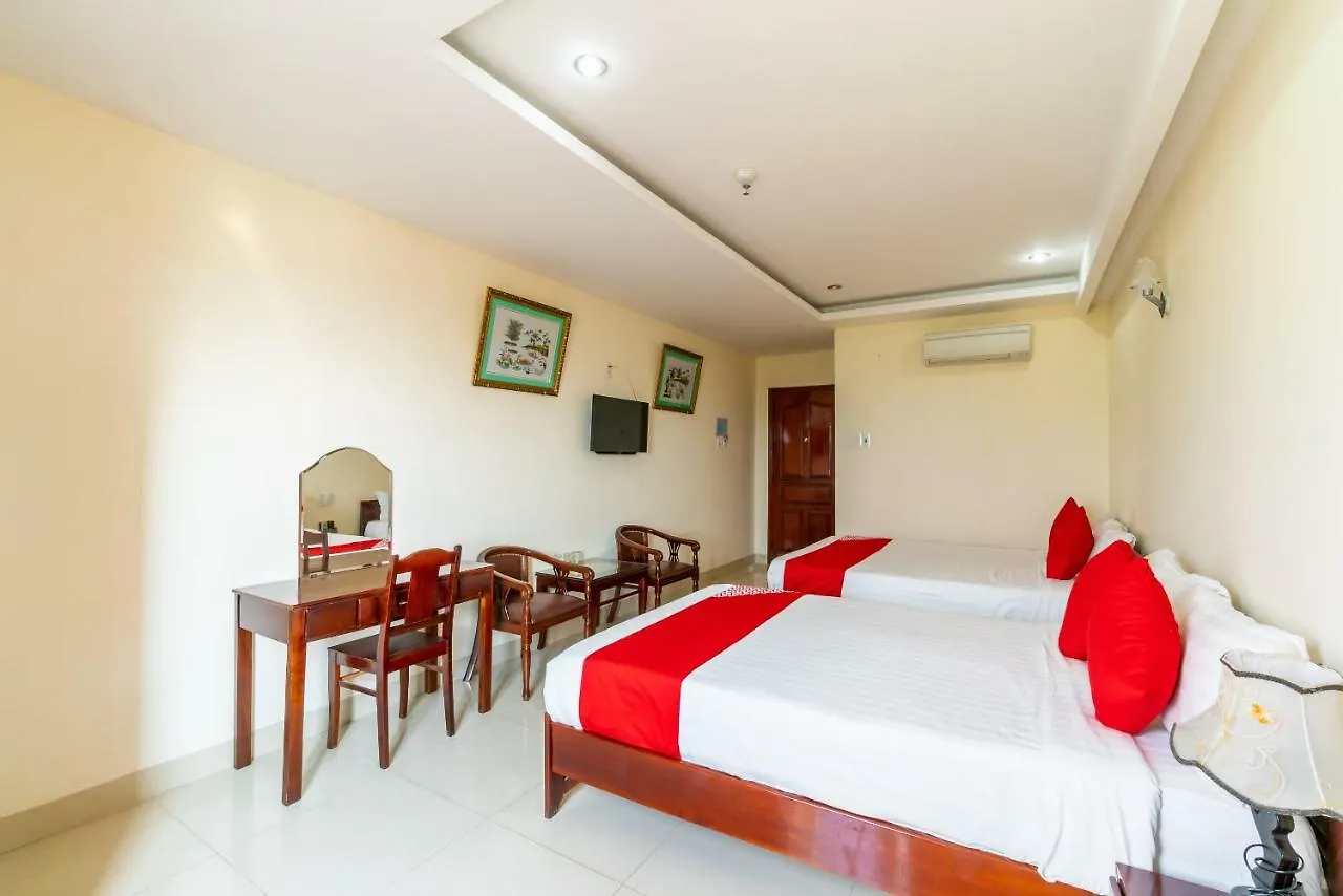 Oyo 375 Hoa Binh Hotel Da Nang Vietnam