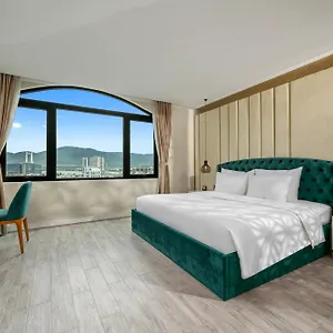 Lupin Boutique Hotel