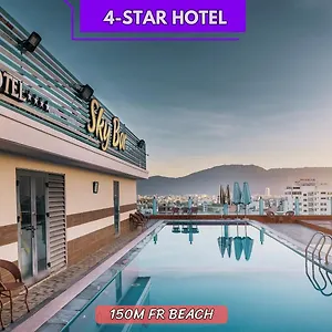Star And Hotel